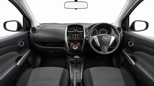 ALMERA gallery 0